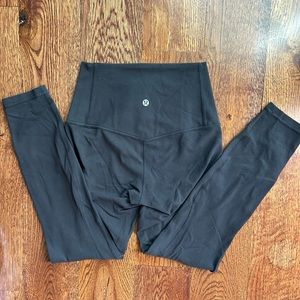 25” Lululemon High-Rise Cut-Out Leggings